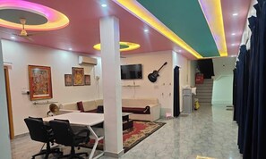 Interior - Hotel Ramkesarrai Near Shri Ram Janmabhoomi Temple, Ayodhya (Ayodhya)