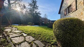 Jardines del alojamiento