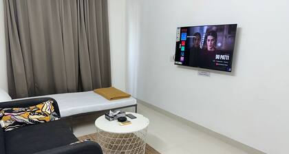 1Br Service apartment 305 Parel by Florastays