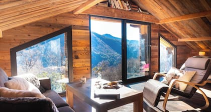 Gîte "La Sittelle" with Mountain View, Wi-Fi, and Air Conditioning