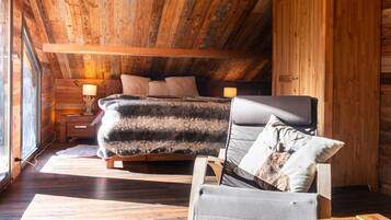 Een strijkplank/strijkijzer, wifi, beddengoed