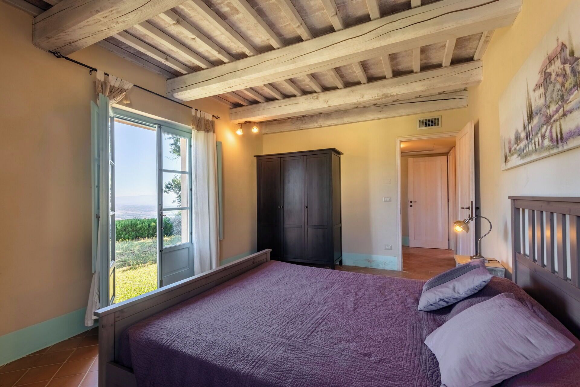 Iron/ironing board, travel crib, free WiFi, wheelchair access