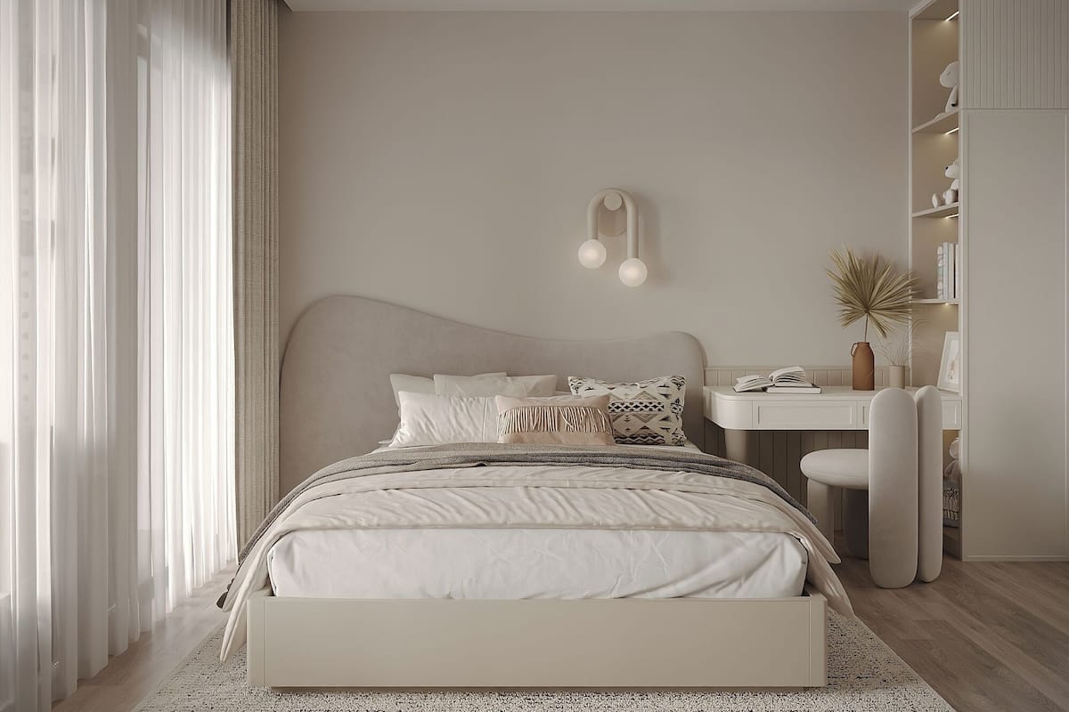 Free minibar, individually decorated, individually furnished, desk