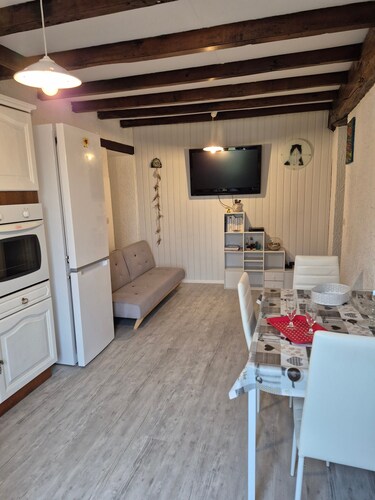 Appartement « Mamie Krema » avec terrasse privée, jardin partagé et Wi-Fi