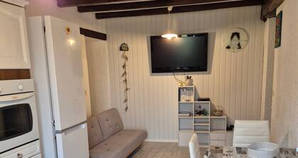 Appartement « Mamie Krema » avec terrasse privée, jardin partagé et Wi-Fi