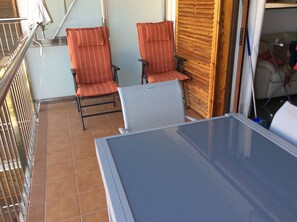 Outdoor dining - Apparently facing sea and beach (Palamós)