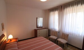 Apartment, 2 Bedrooms, Terrace, Garden View | 3 bedrooms - Seaside Flat With Shared Pool (Lignano Sabbiadoro)