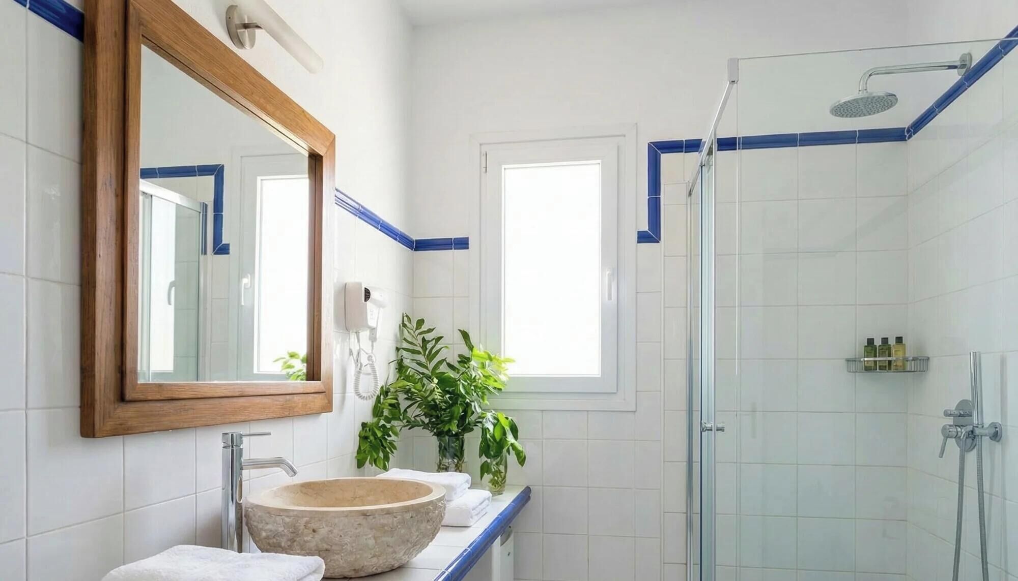 Apartamento, vistas al mar | Baño