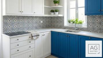 Apartment, Sea View | Private kitchen | Full-size fridge, microwave, oven, stovetop