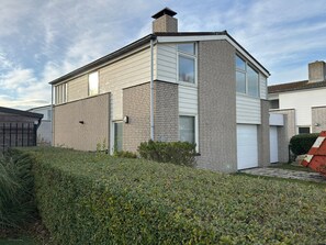 Exterior - Modernized beach house in Kamperland Zeeland / Roompot Beach Resort-Landahl (Kamperland)