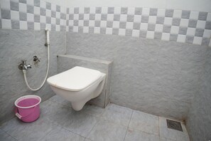 Ducha, cabezal de ducha tipo lluvia, artículos de tocador gratuitos