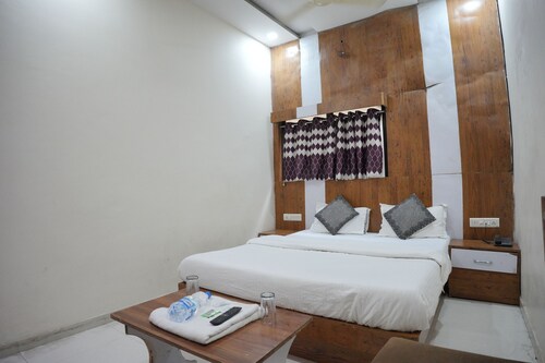 HOTEL JAY BHAWANI