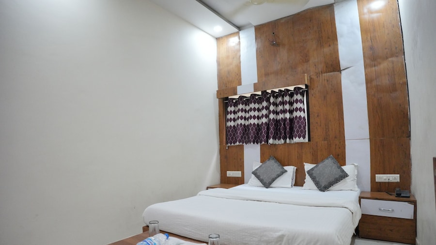 HOTEL JAY BHAWANI
