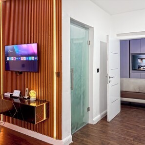 Deluxe Apartment, Balcony, City View | Interior - Monica Apartment (Abuja)