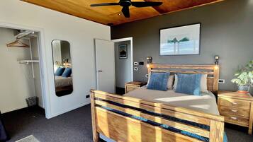 Luxury Suite, 3 Bedrooms, Mountain View | Premium bedding, blackout curtains, iron/ironing board, travel cot