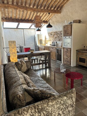 Smart TV, fireplace, stereo - Old sheepfold with private pool (Bonnieux)