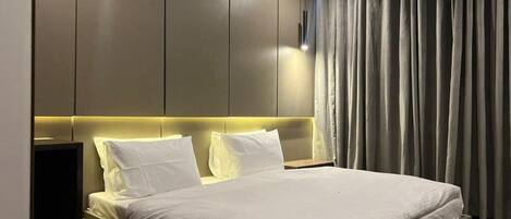 Apartamento clásico | Escritorio, espacio para trabajar con un portátil, wifi gratis