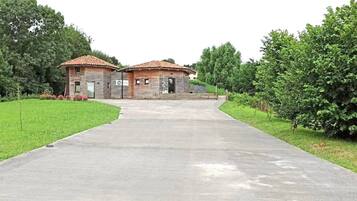 House, 1 Bedroom, Balcony, Garden View | Kawasan hartanah