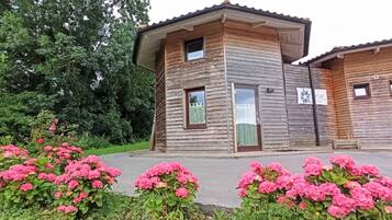 House, 1 Bedroom, Balcony, Garden View | Exterior