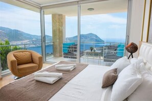 WiFi, bed sheets - Villa Kayra (KAŞ / ANTALYA)