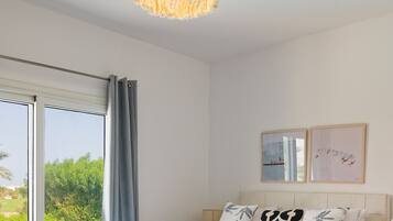5 bedrooms