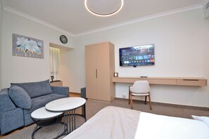 In-room safe, free WiFi - BM Avenue Hotel (Yerevan)