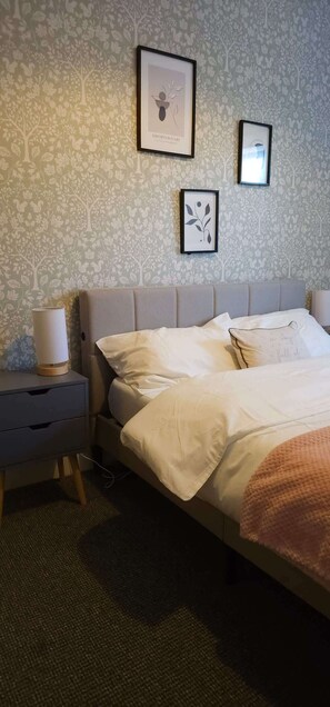 Room - Home feel and warm apartment in M16 (Greater Manchester)