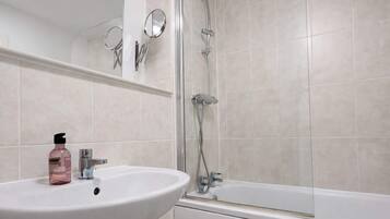 Dusche, Haartrockner