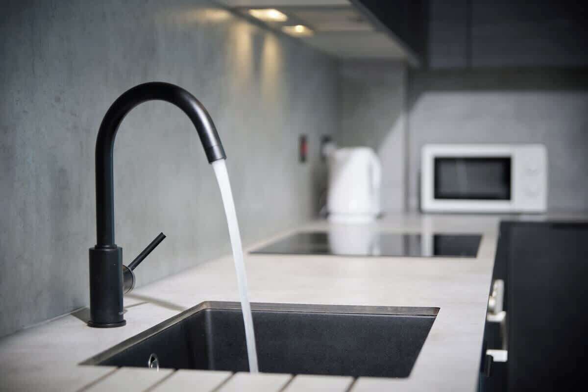 Cookware/dishes/utensils