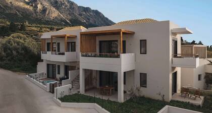 Orea – Modern Ground-Floor Apartment with Private Terrace in the Heart of Paleros