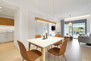 Comfort-lejlighed - havudsigt | Spiseområde