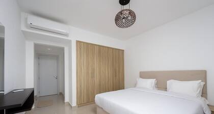 Vesta - Luxury APT - 2BR - G-cribs IV