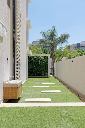 House | 1 bedroom - Vesta - Luxury APT - 1BR - Lake View Residence (New Cairo)