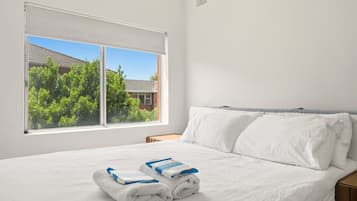 Apartment | 2 bedrooms, Internet