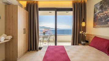 Apartment, Sea View | Blackout curtains, iron/ironing board, free WiFi