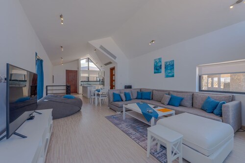 Vesta - Superior Villa - 2BR - Wadi Jebal IV