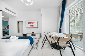 Studio - Stayshort - Sleek and Modern Studio in Arjan That Sleeps 2 (Dubai)