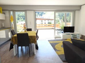 Interior - 6 PERS FLAT AT THE FEET OF THE SHOPS (Saint-Chaffrey)