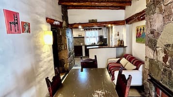 Familienzimmer, Terrasse, Gartenblick | Speisen