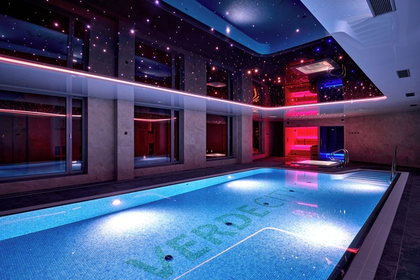 Indoor pool, open 7:00 AM to 10:00 PM, pool loungers
