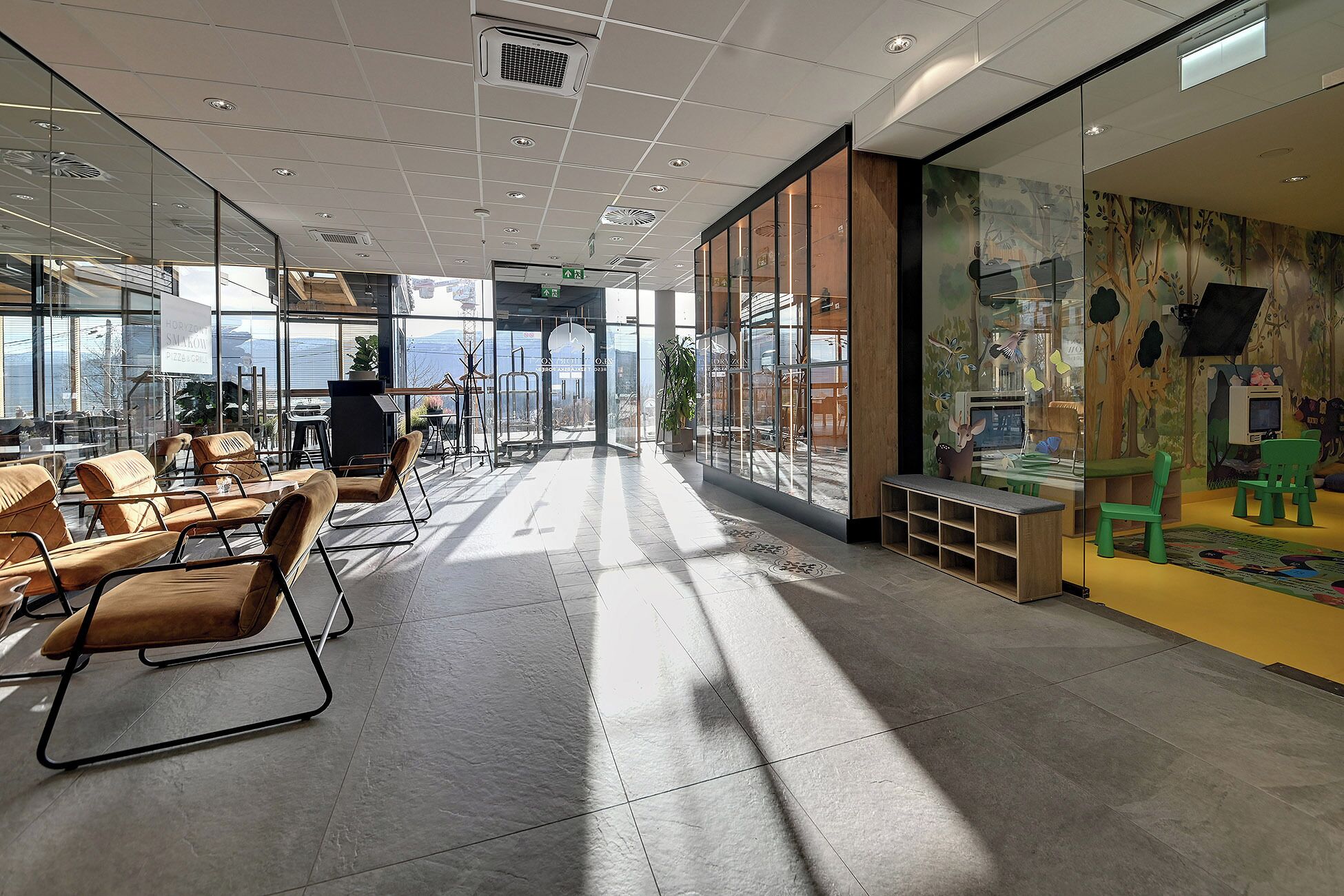 Children’s play area – indoor