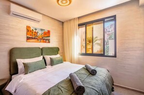 WiFi, bed sheets - Cozy 2-Bedroom Apartment in Marrakech City Center (Marrakech)