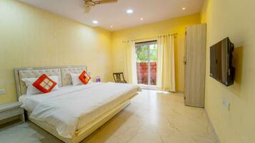 Deluxe Villa, Garden View