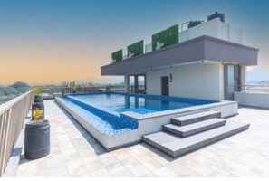 Pool - H2o casa lgatpuri (Igatpuri)