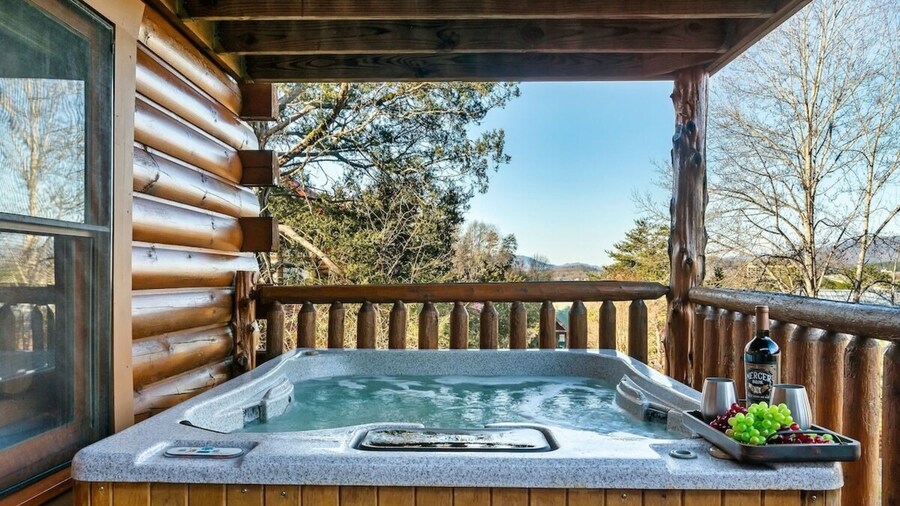 Timberwolf Cabin