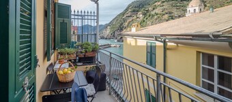 珍瑪公寓，附空調海景陽台  