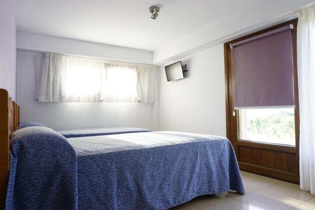 Estudio, vistas al jardín | Tabla de planchar con plancha, wifi gratis, accesible en silla de ruedas