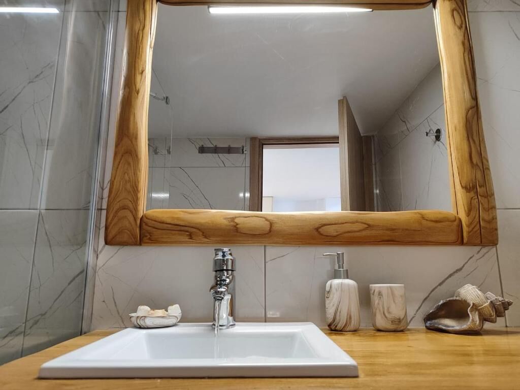 Apartment, Balcony | Bathroom