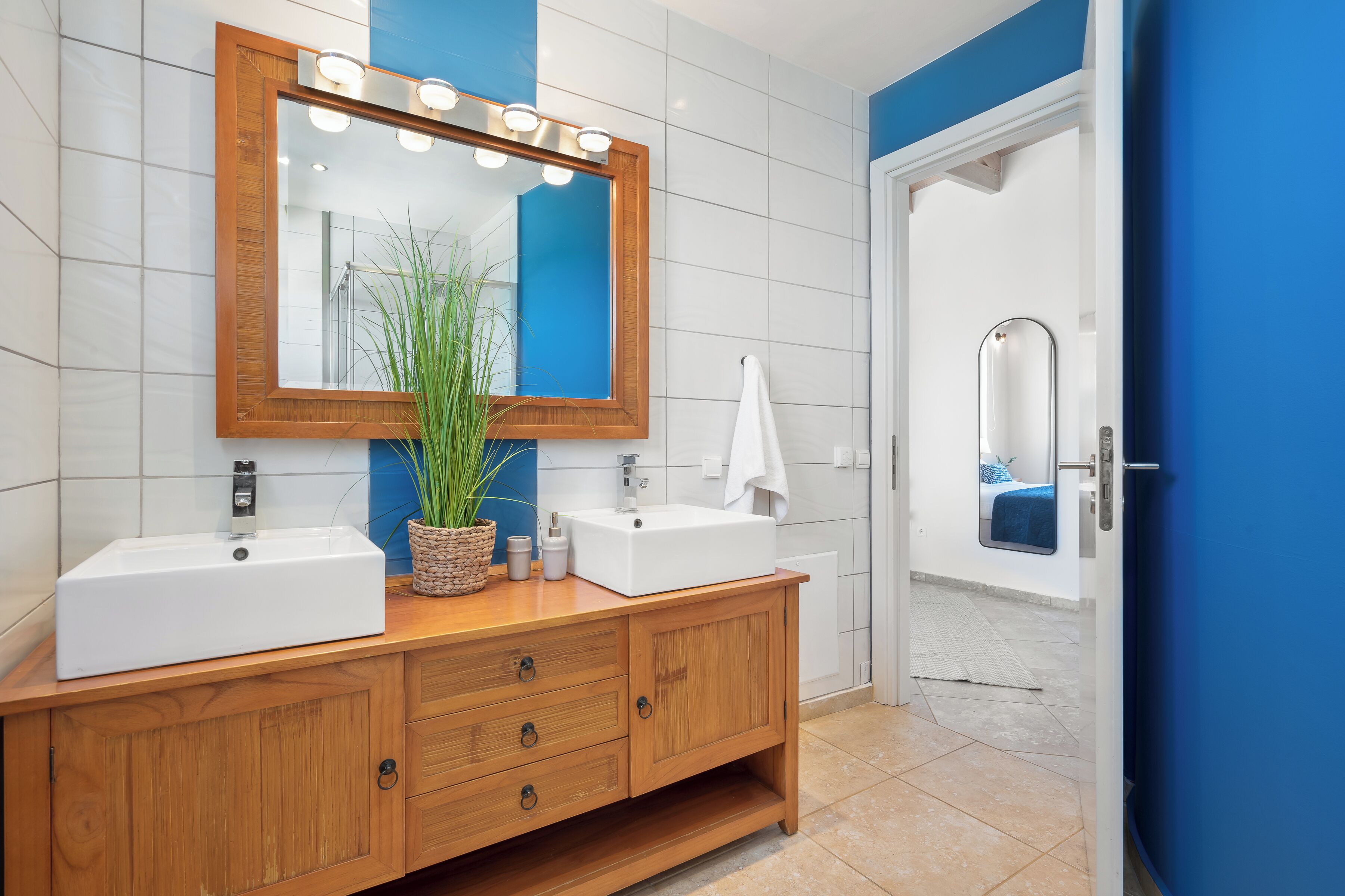 Deluxe Villa, Sea View | Bathroom | Shower, hair dryer, towels