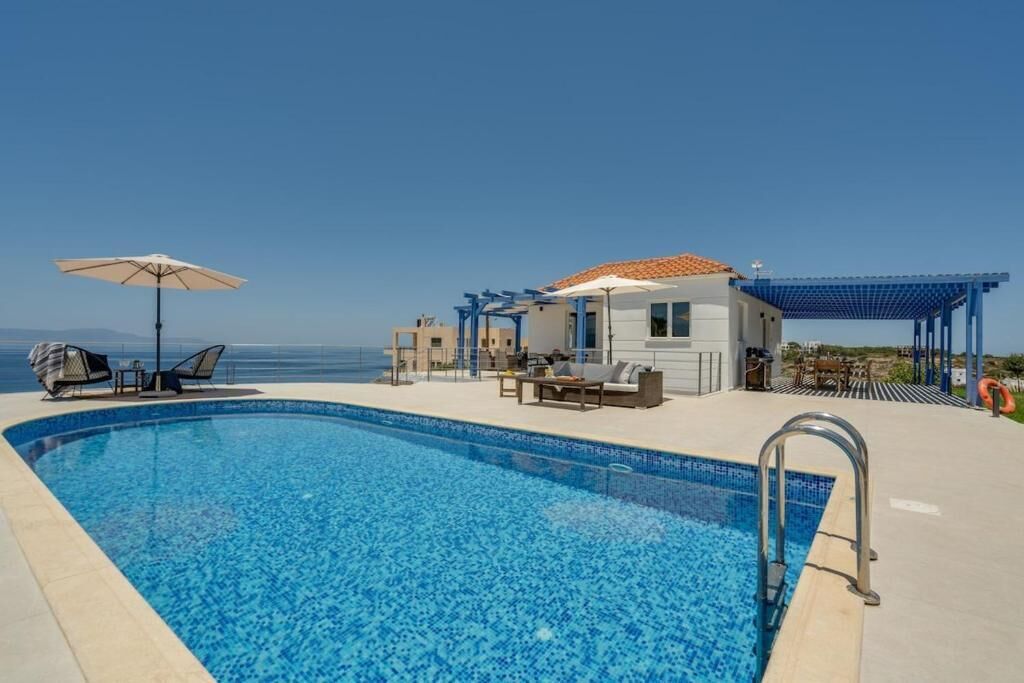 Deluxe Villa, Sea View | Pool | Outdoor pool